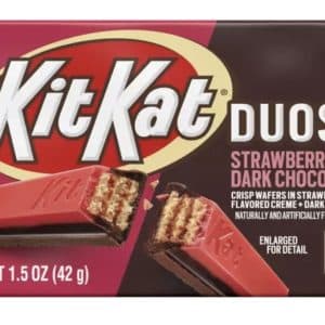 KitKat Duos Strawberry + Dark Chocolate_kitsmoke2snack